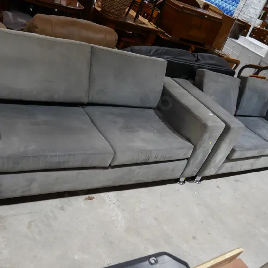 Pair of settees