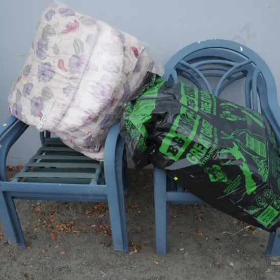 6 outdoor chairs