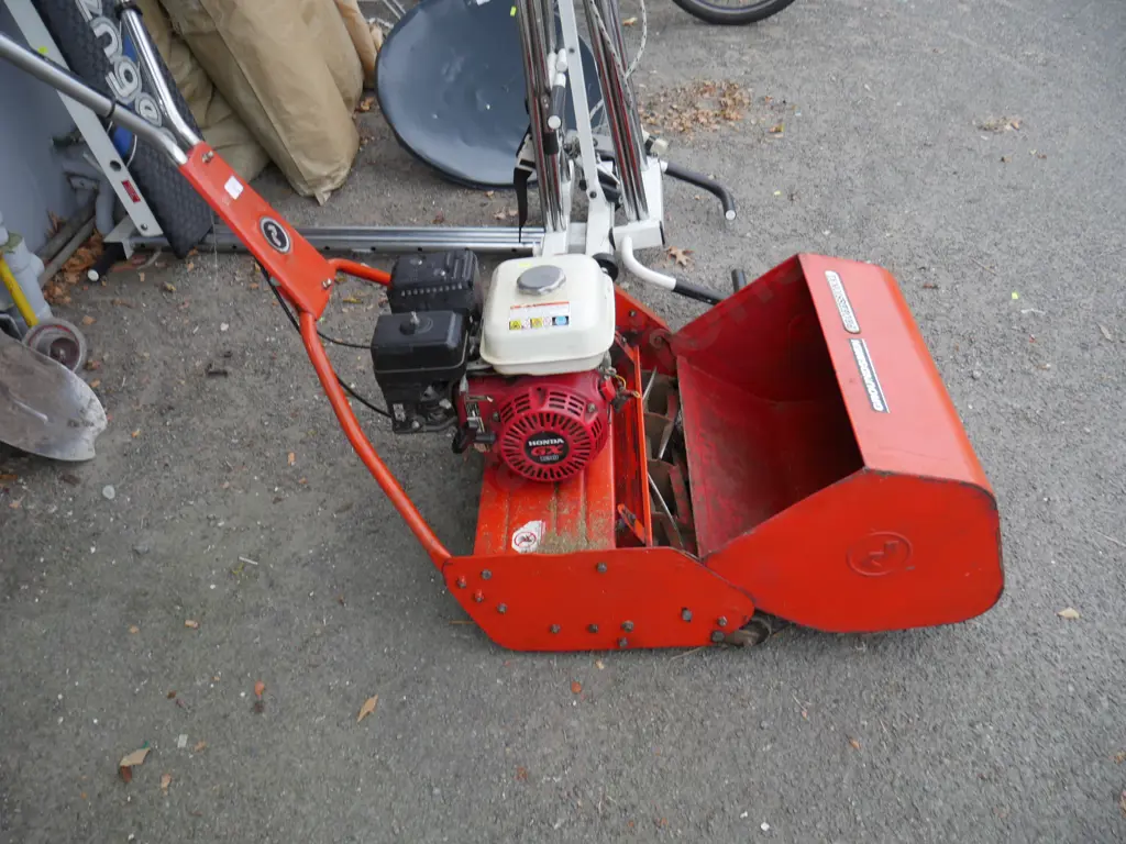 Groundsmen reel mower Image 1++