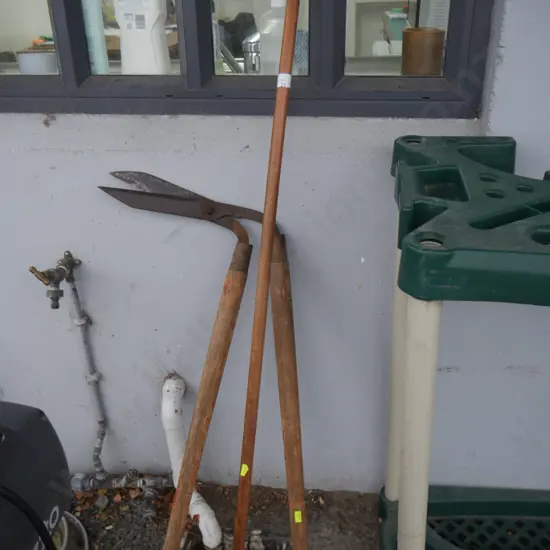 Hedge shear etc