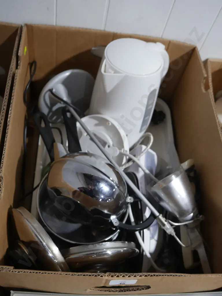 Kitchenware, steam iron etc Image 1++