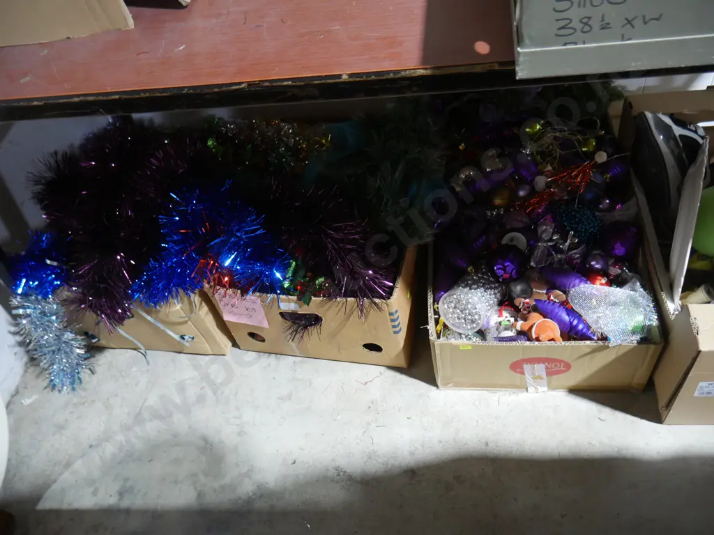 3 boxes of Christmas decorations Image 1++