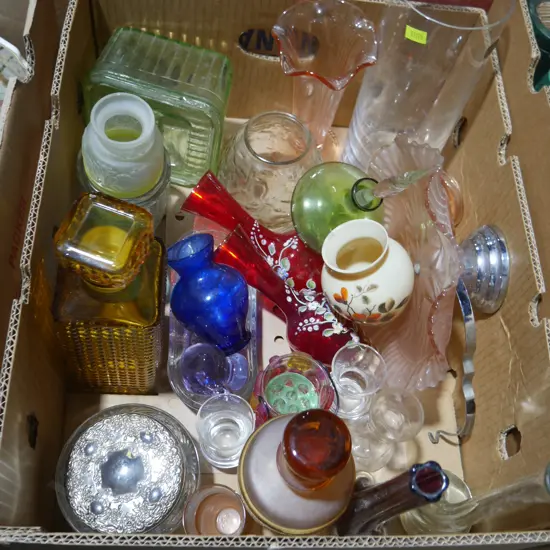 Box of glassware