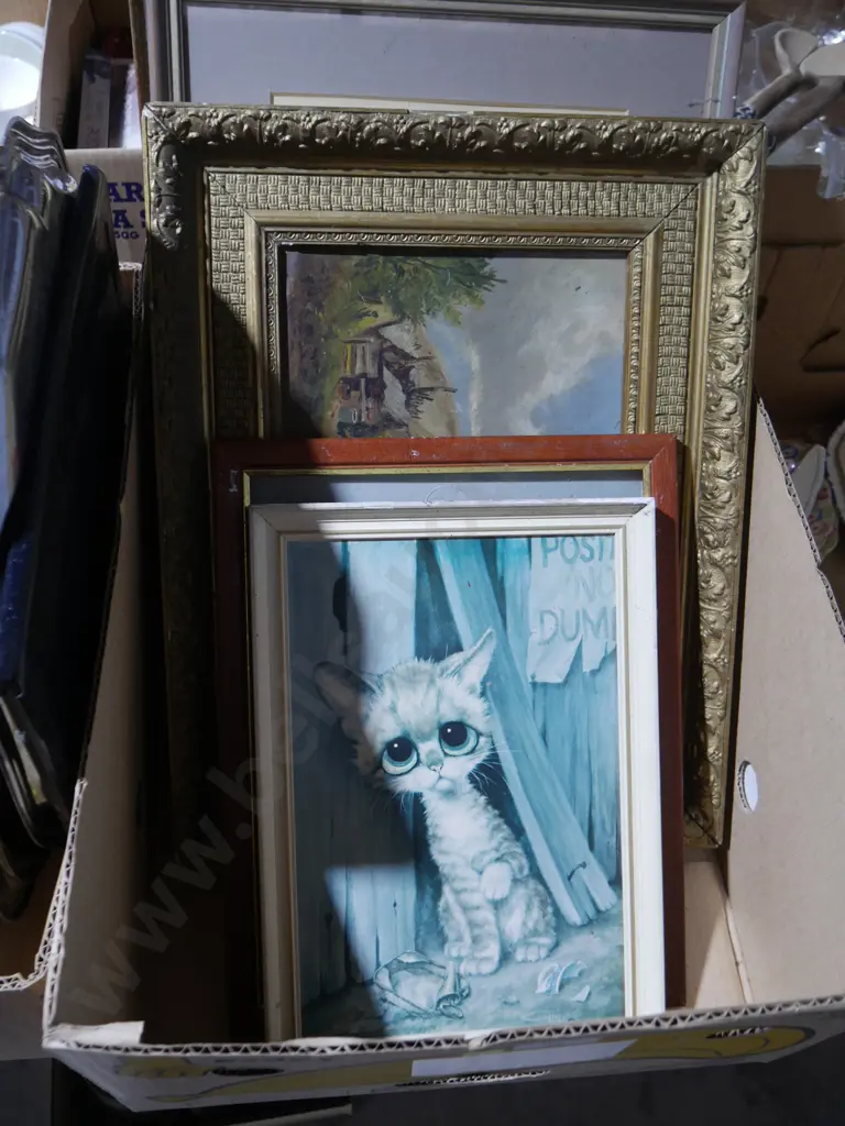 Box of assorted artworks Image 1++