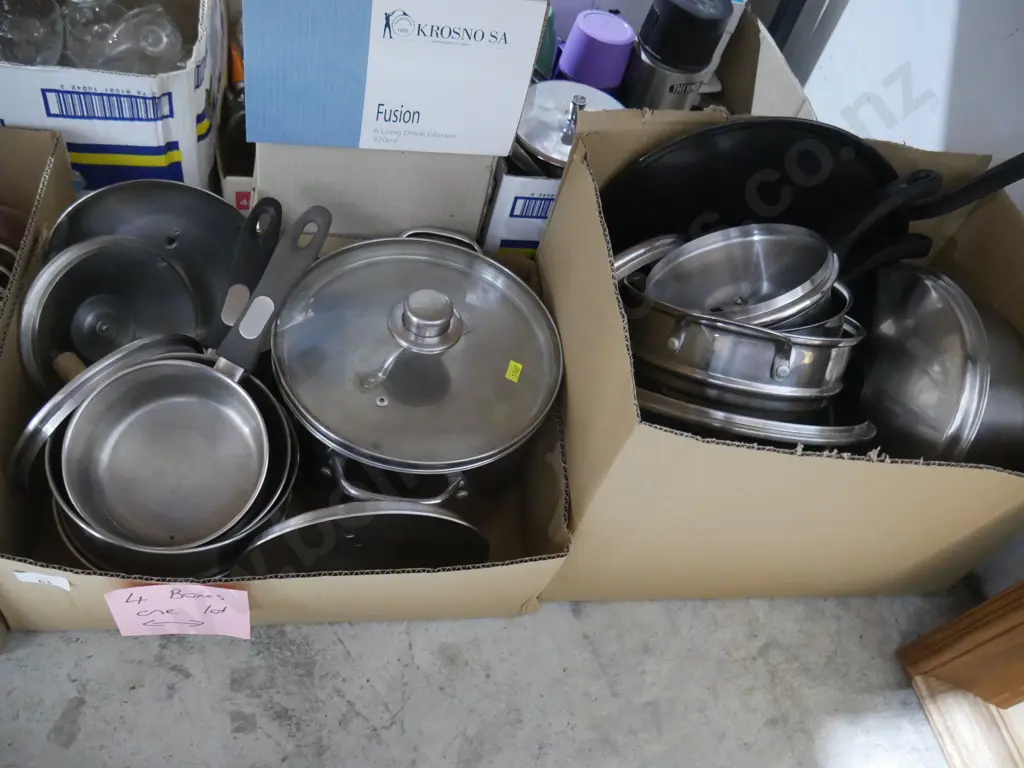 4 boxes of kitchenware Image 1++