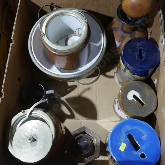 Biscuit barrels, pottery money boxes