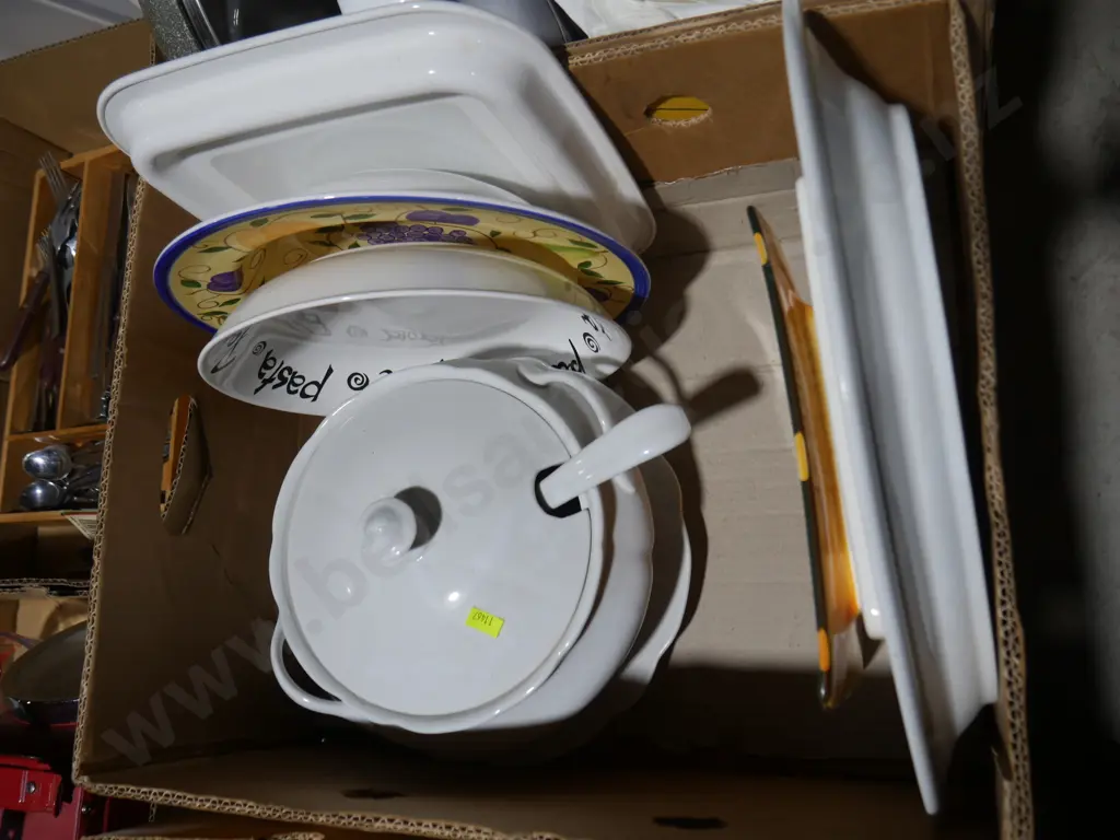 Serving bowls etc Image 1++