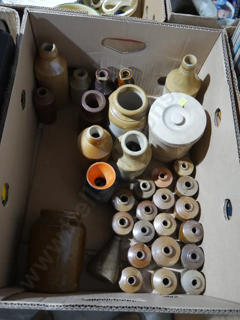 Stone bottles, jars etc Image 1++