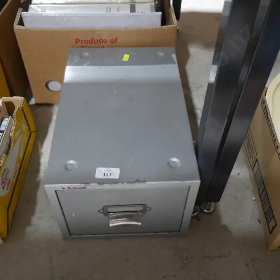 Metal filing draw