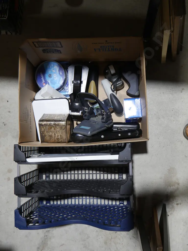 Sundries Image 1++