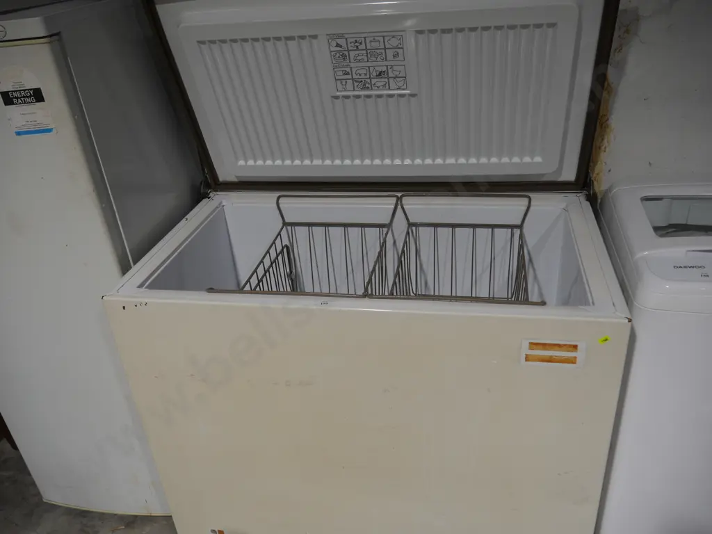 Chest freezer Image 1++