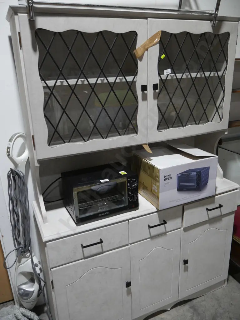 Hutch dresser Image 1++