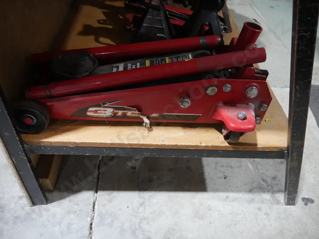Trolley jack Image 1++