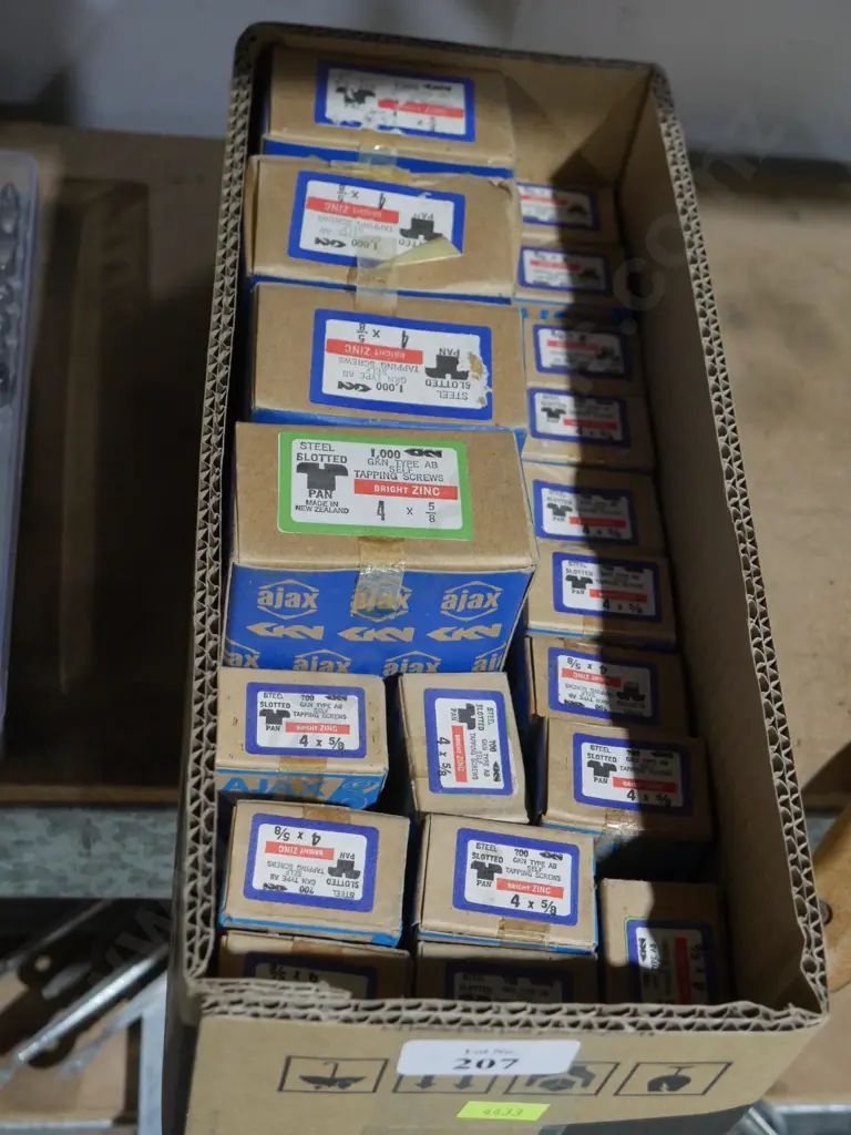Boxes of screws Image 1++