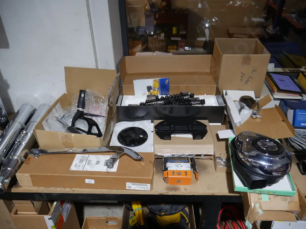 Harley Davidson motorbike parts Image 1++