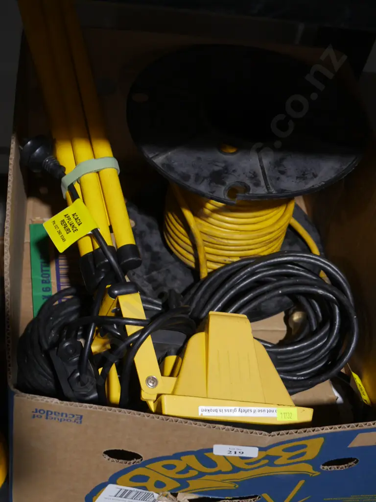 Extension leads, work light Image 1++