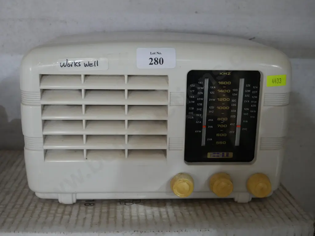Bell radio Image 1++