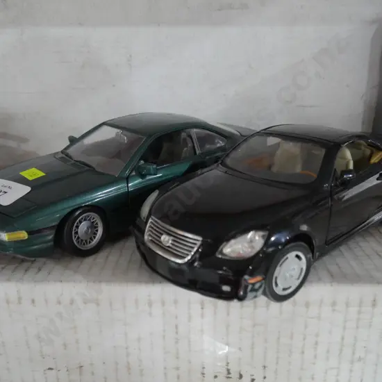 2 model cars