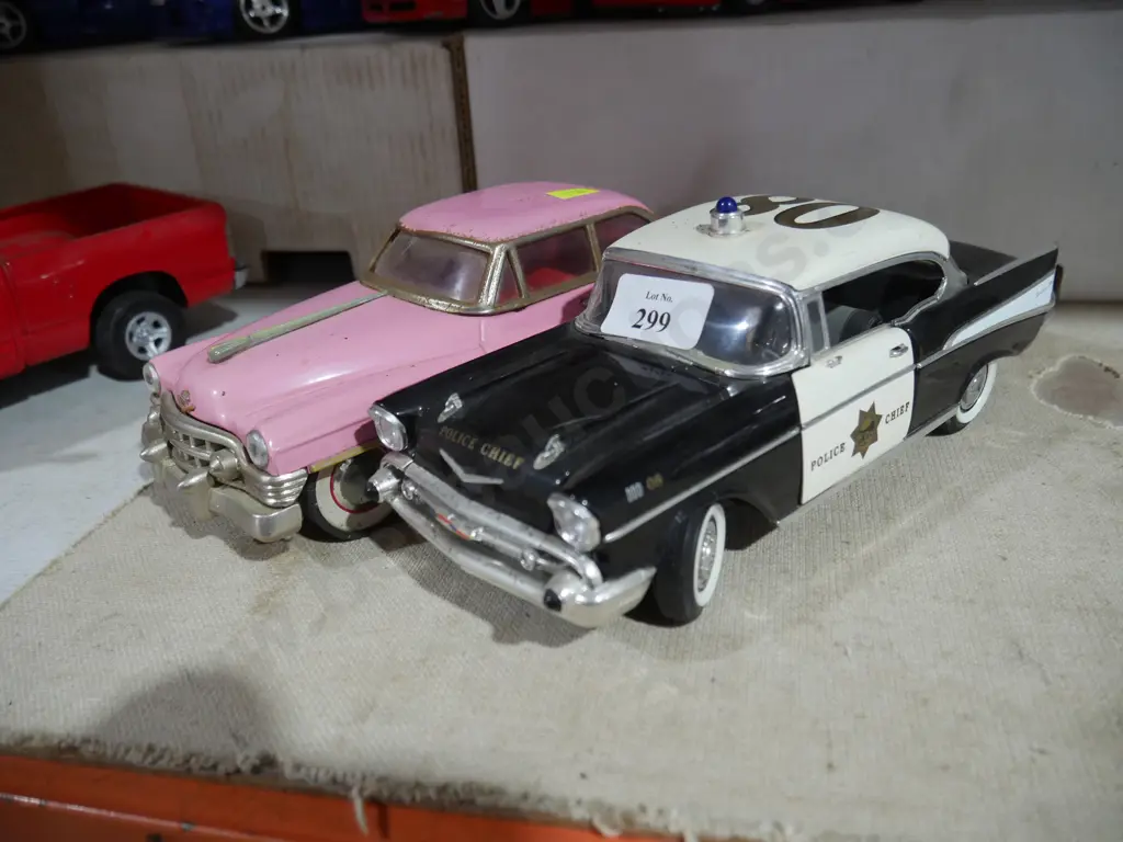 2 model cars Image 1++