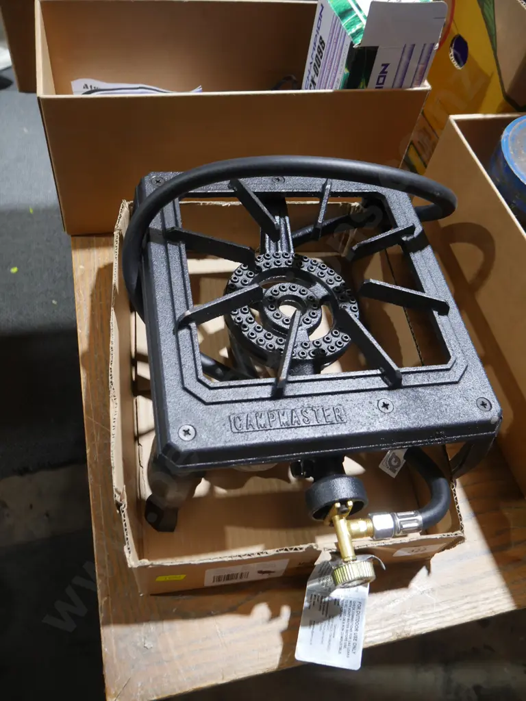 Camp master gas cooker Image 1++