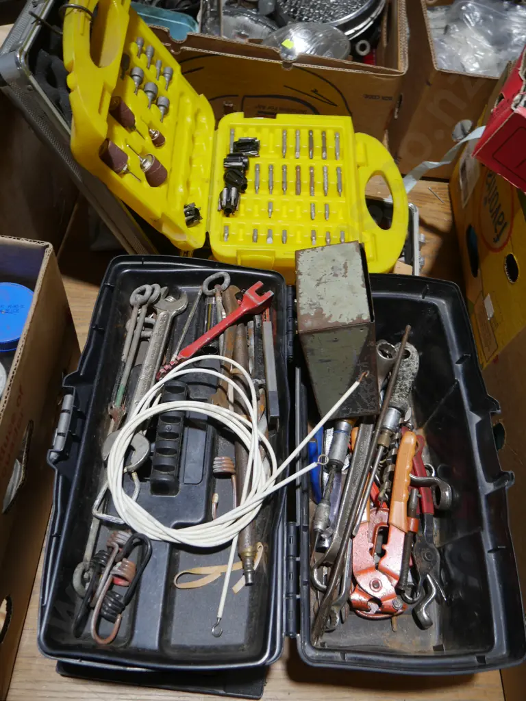 Toolbox and contents etc Image 1++