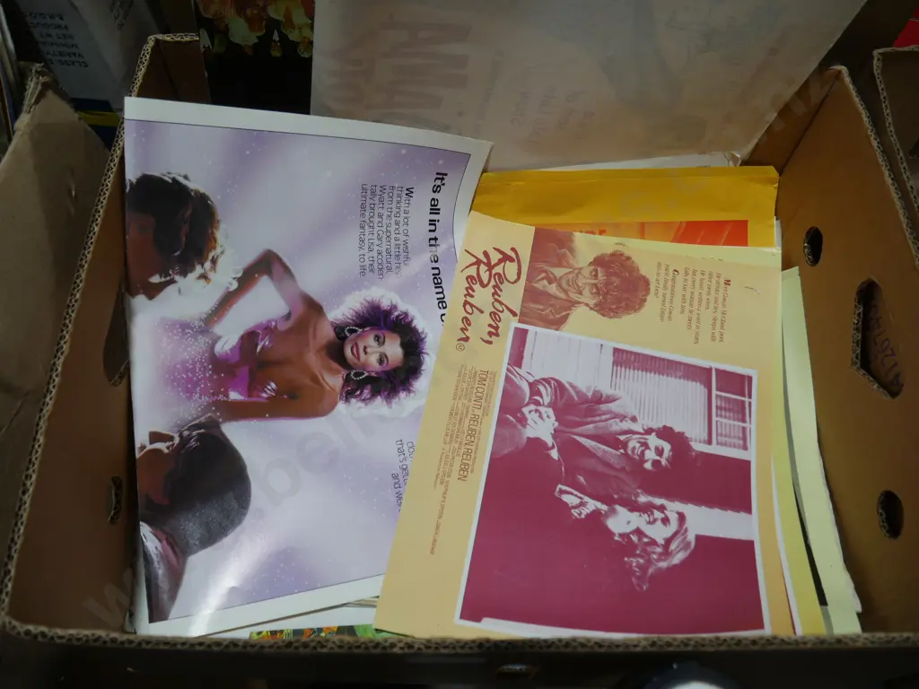 Assorted advertising posters Image 1++