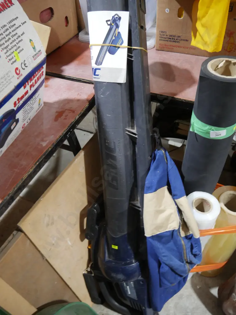 GMC blower vac Image 1++