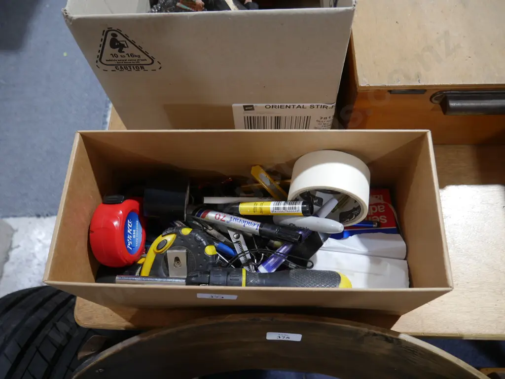 Stationary, tape measures etc Image 1++