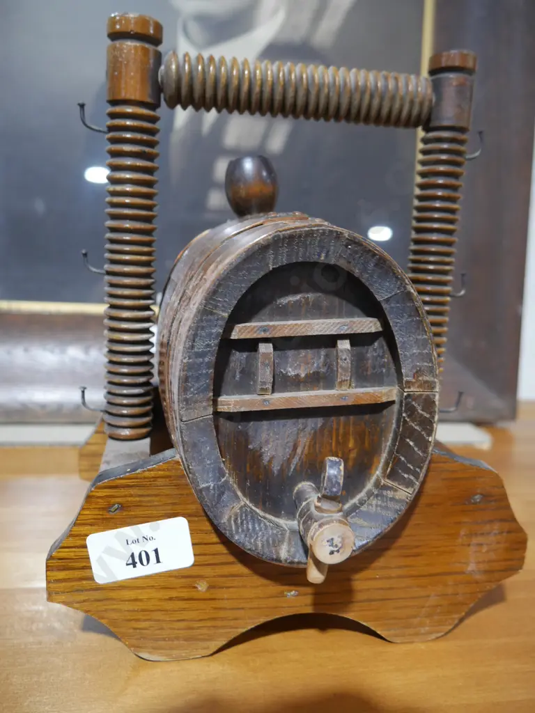 Barrel decanter Image 1++