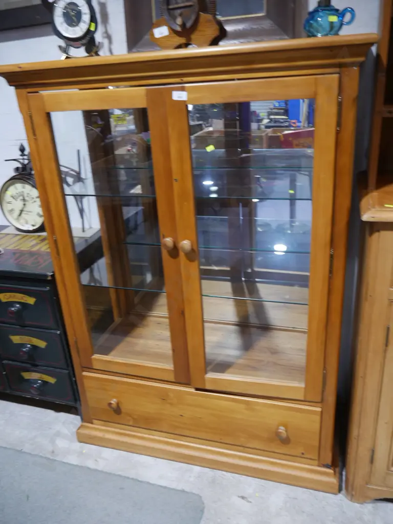 Display cabinet Image 1++