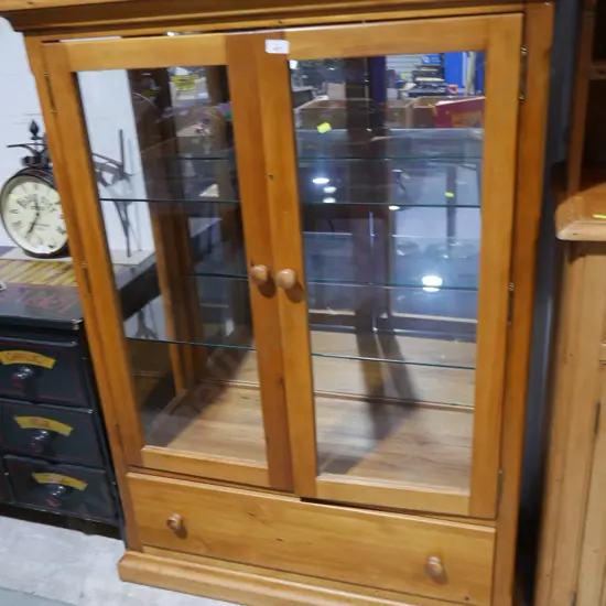 Display cabinet