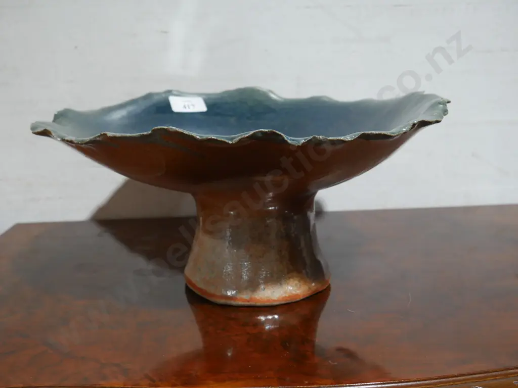 Pottery bowl Image 1++