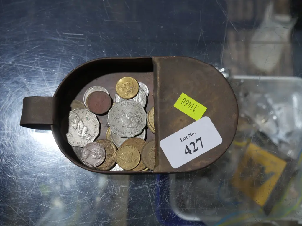 Assorted coins Image 1++