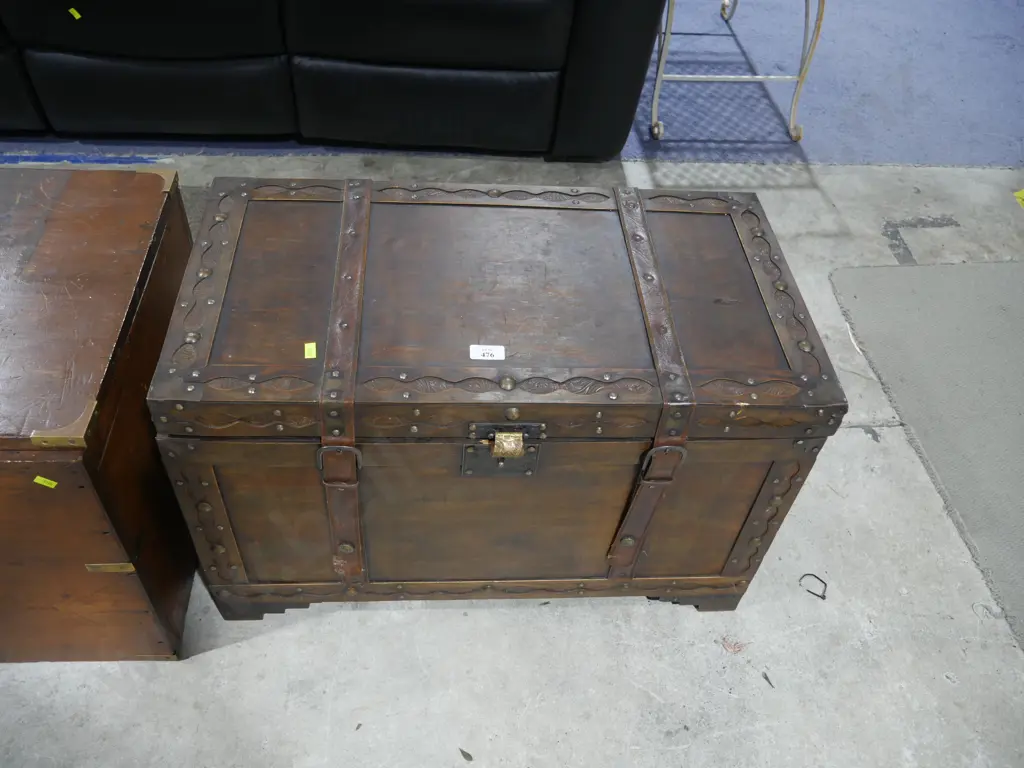Trunk Image 1++
