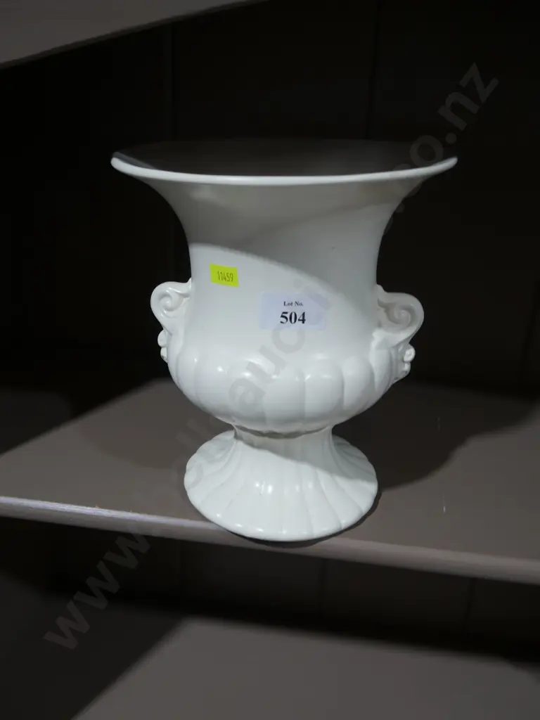 Crown Lynn vase Image 1++