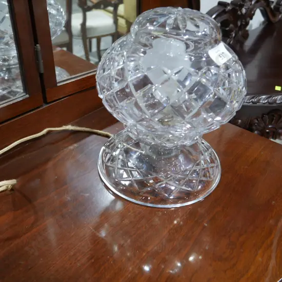 Crystal table lamp