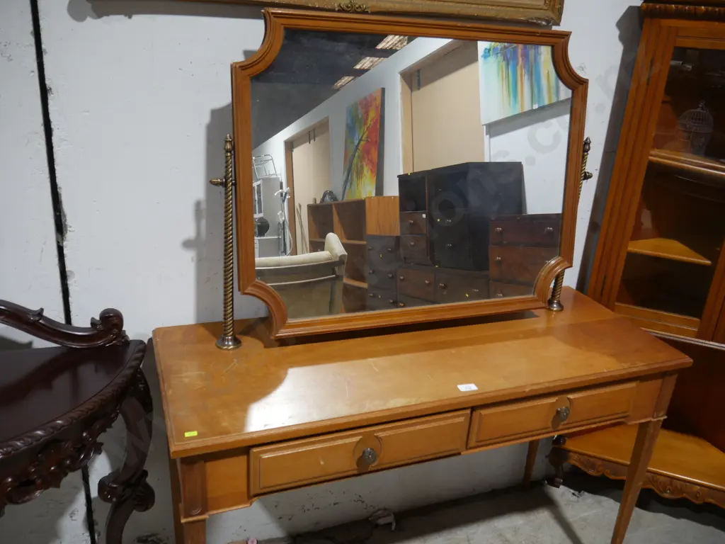 Mirror back dresser Image 1++