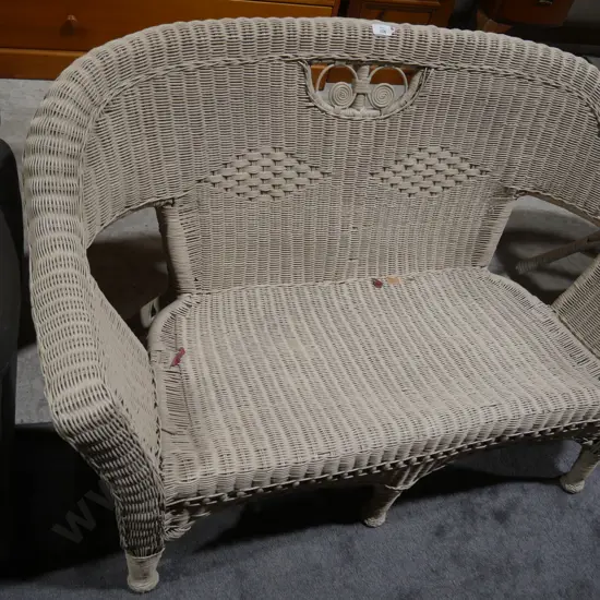 2-seater cane sofa