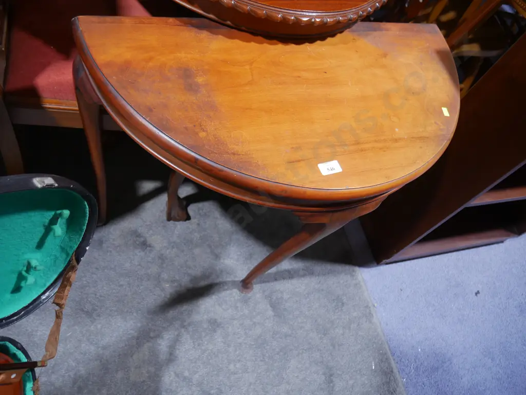 Hallway table Image 1++