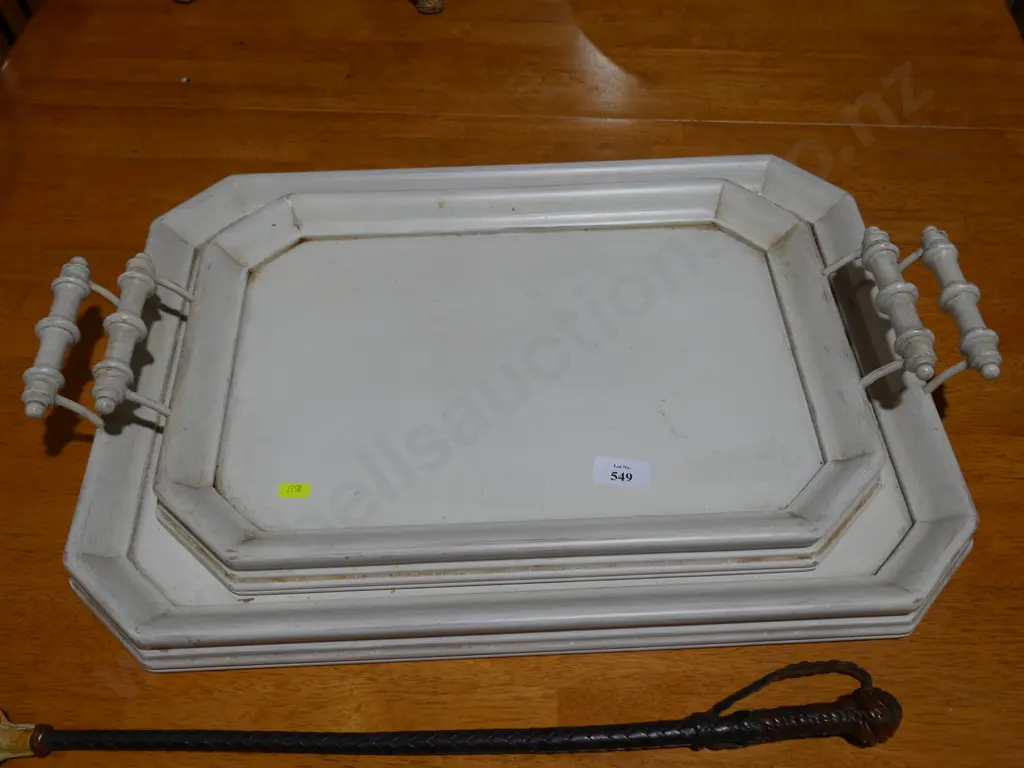 Butler's trays Image 1++