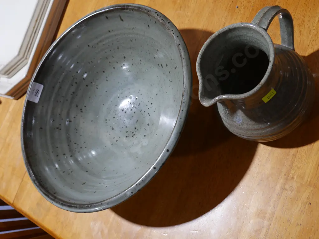 Pottery bowl and jug Image 1++