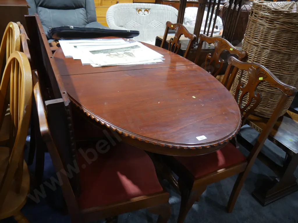 Dining table on 6 chairs Image 1++