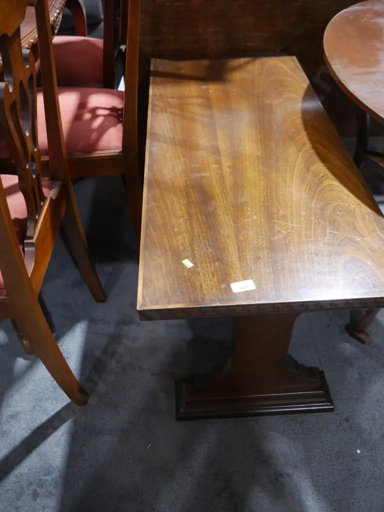 Coffee table Image 1++