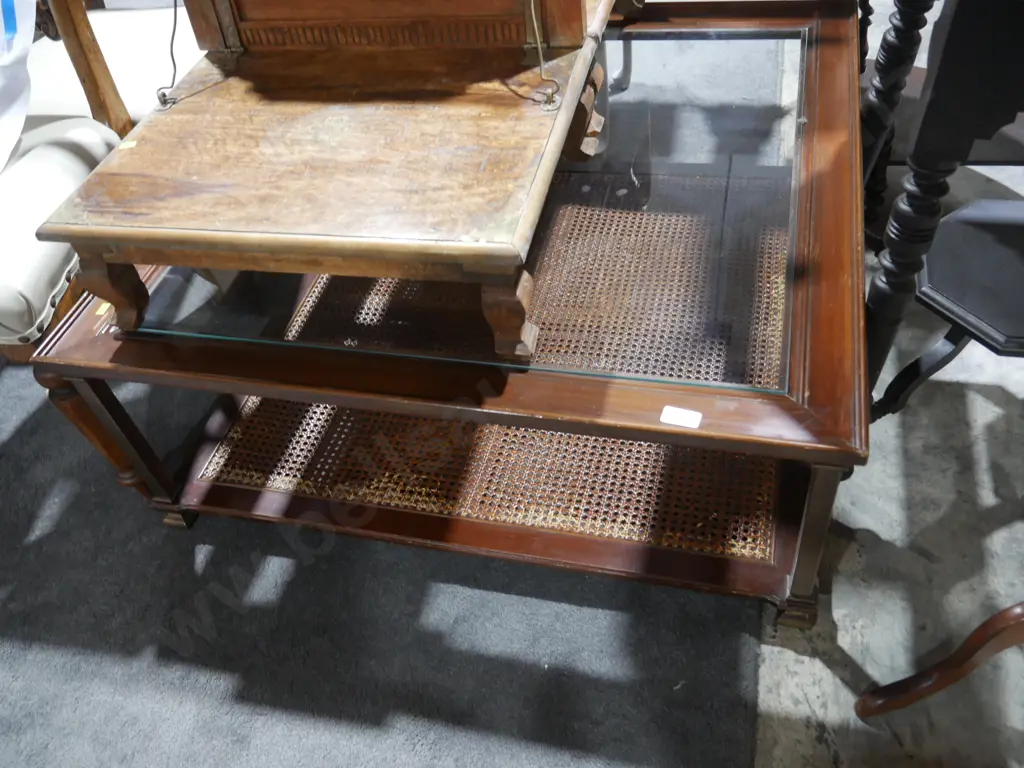 Glass top coffee table Image 1++