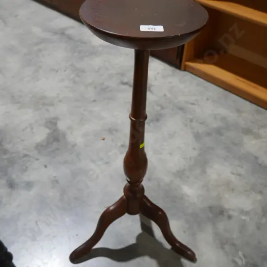 Plant table