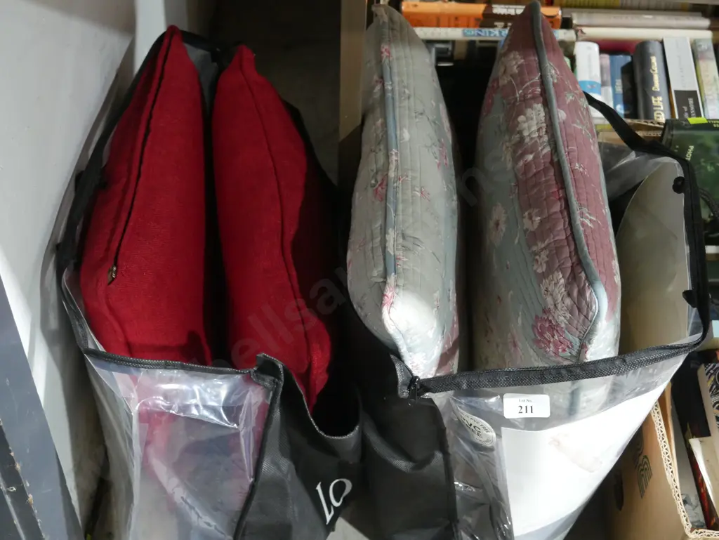 Cushions Image 1++