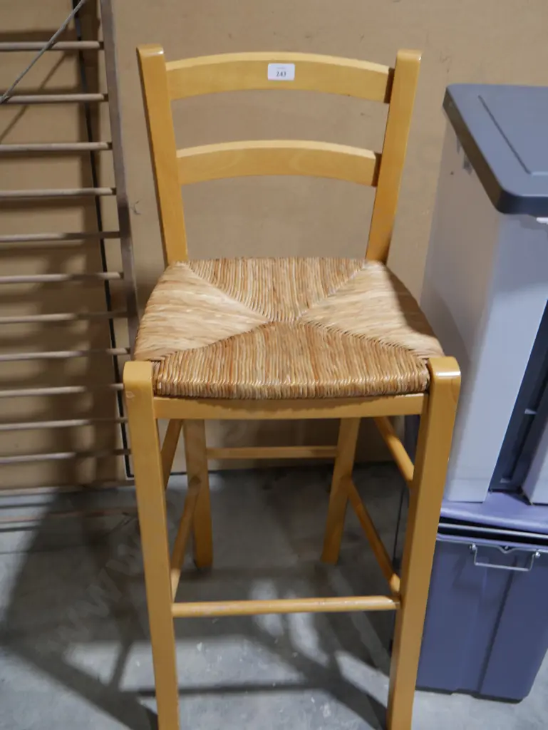 Barstool Image 1++