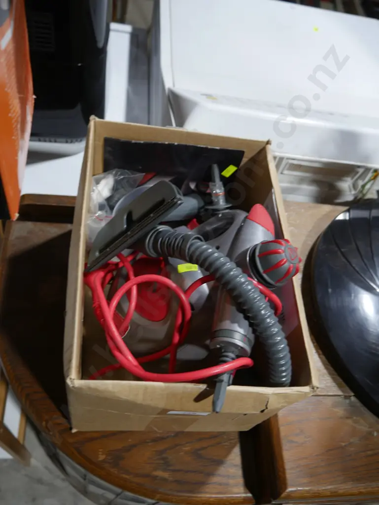Hoover hand steamer Image 1++