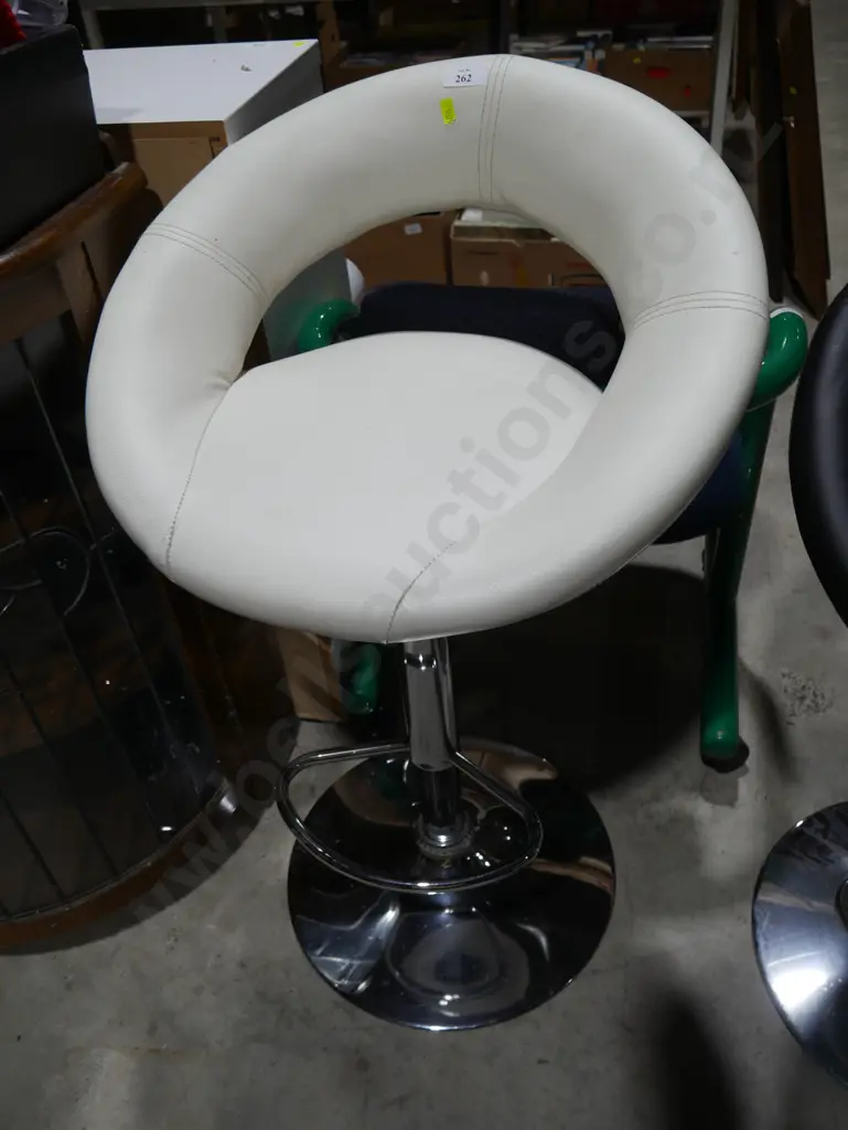 Barstool Image 1++
