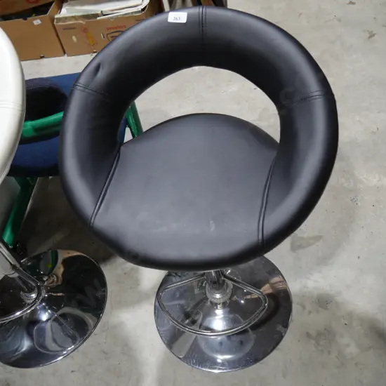Barstool